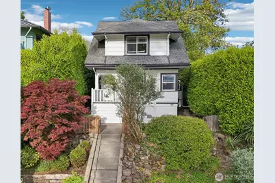 928 31st Avenue, Seattle, WA 98122 - Photo 1