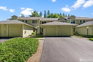 3949 NW Fairway Ln, Bremerton, WA 98312 - Photo 1