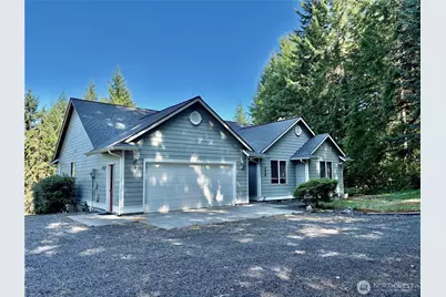 598 Carnine Place, Castle Rock, WA 98611 - Photo 1