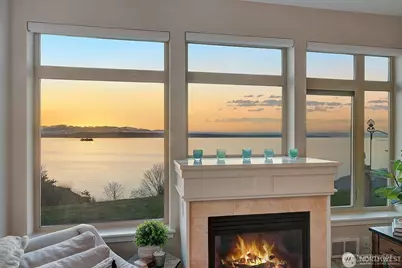 31 Pine Street #206, Edmonds, WA 98020 - Photo 1