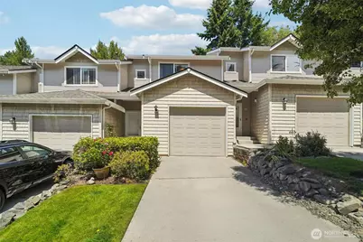 2419 S Meridian #B8, Puyallup, WA 98373 - Photo 1