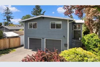 9011 Latona Avenue NE, Seattle, WA 98115 - Photo 1