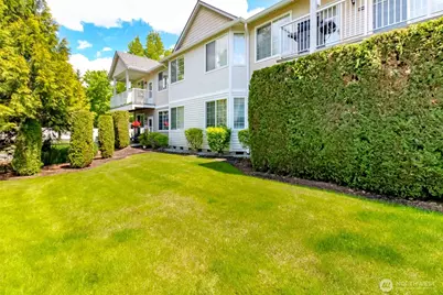 1002 9th Avenue SE #C-201, Puyallup, WA 98372 - Photo 1