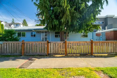 310 E Division Street, Arlington, WA 98223 - Photo 1