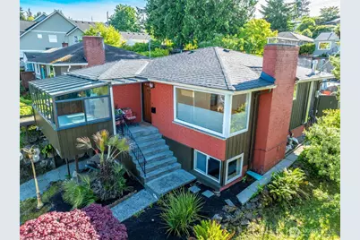 4245 Williams Avenue W, Seattle, WA 98199 - Photo 1