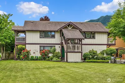 418 Stow Avenue S, North Bend, WA 98045 - Photo 1