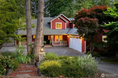 8277 New Holland Ct, Bainbridge Island, WA 98110 - Photo 1