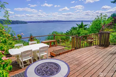 211 N Cedardale Lane, Hoodsport, WA 98548 - Photo 1