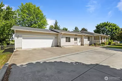 19 SE Larch Avenue, College Place, WA 99324 - Photo 1