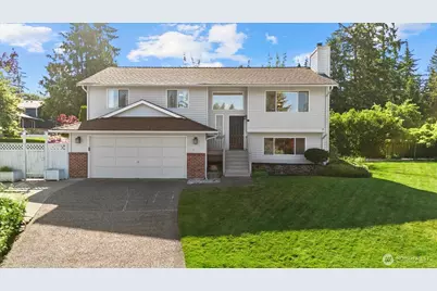 9 199th Place SE, Bothell, WA 98012 - Photo 1