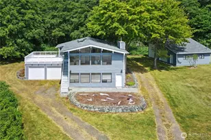 1108 S Chadwick Ct, Coupeville, WA 98239 - Photo 1