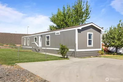 677 Lonetree Lane, Richland, WA 99352 - Photo 1