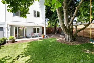 2736 SW Holden St, Seattle, WA 98126 - Photo 1