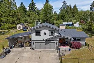 740 NW Saddle Crk Ln, Bremerton, WA 98311 - Photo 1