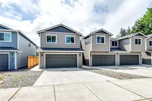 204 Creekside Dr, Port Angeles, WA 98362 - Photo 1