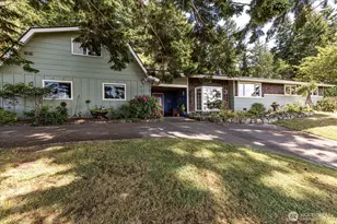 401 NE Faris St, Coupeville, WA 98239 - Photo 1