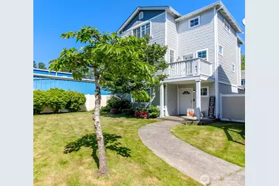 11214 3rd Avenue E, Tacoma, WA 98445 - Photo 1