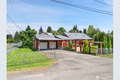 2526 19th Street, Bremerton, WA 98312 - Photo 1