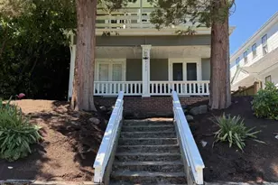 4733 19th Ave NE, Seattle, WA 98105 - Photo 1