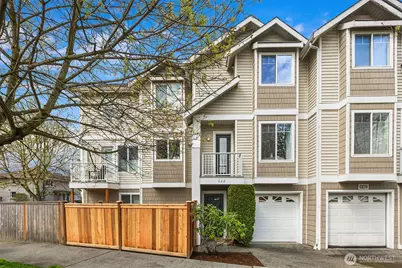 602 NE 68th Street, Seattle, WA 98115 - Photo 1