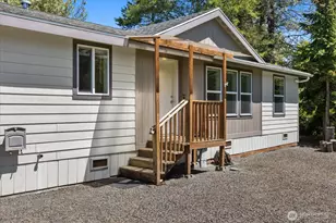 815 124th St SW, Everett, WA 98204 - Photo 1