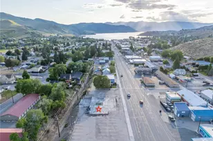 804 E Woodin Ave, Chelan, WA 98816 - Photo 1