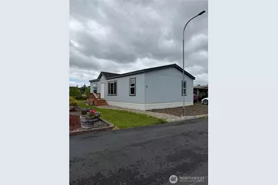 25 Meander Way, Aberdeen, WA 98520 - Photo 1