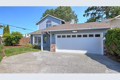 3425 151st Place SW, Lynnwood, WA 98087 - Photo 1