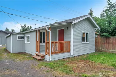 328 18th Avenue, Longview, WA 98632 - Photo 1