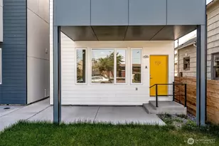 916 S I St, Tacoma, WA 98405 - Photo 1