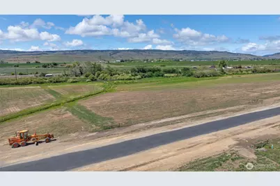 600 Thorp Landing Lane, Thorp, WA 98946 - Photo 1