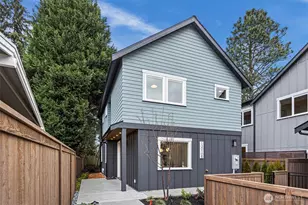 13010 NE 113th St, Kirkland, WA 98033 - Photo 1