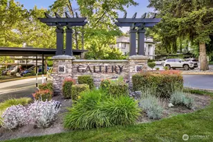 224 9th St, Kirkland, WA 98033 - Photo 1