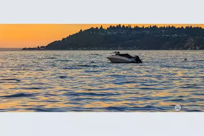 16039 Maplewild Avenue SW, Burien, WA 98166 - Photo 1