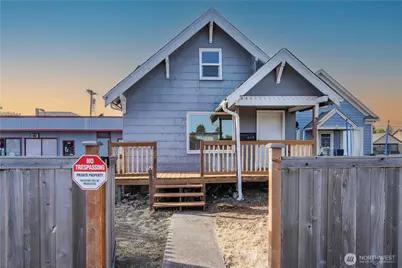 809 E 35th St, Tacoma, WA 98404 - Photo 1