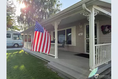 4208 W Okanogan Avenue, Kennewick, WA 99336 - Photo 1