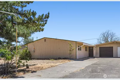 223 Carswell Drive, Moses Lake, WA 98837 - Photo 1