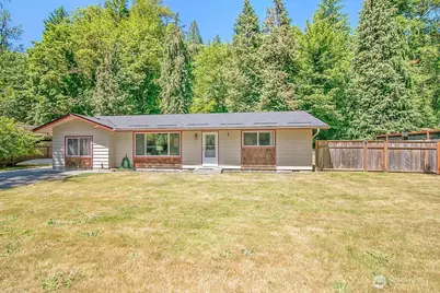 246 Laverne Drive, Kalama, WA 98625 - Photo 1