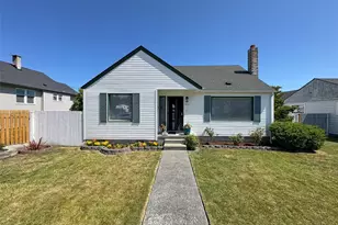 1011 E 5th St, Port Angeles, WA 98362 - Photo 1