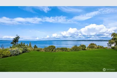 11628 NE Yeomalt Point Drive, Bainbridge Island, WA 98110 - Photo 1