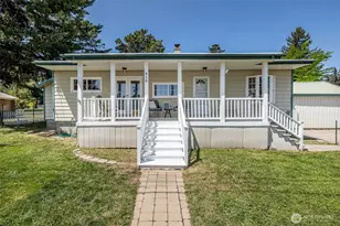 416 N Baker St, Waterville, WA 98858 - Photo 1