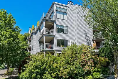 1100 E Harrison Street #302, Seattle, WA 98102 - Photo 1