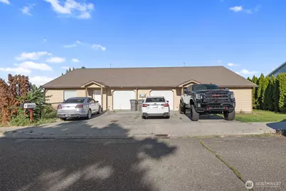 1105 S Olympia Place, Kennewick, WA 99337 - Photo 1