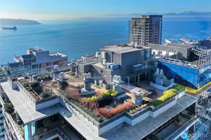 2033 2nd Ave, Seattle, WA 98121 - Photo 1