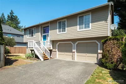 861 Bremerton Avenue NE, Renton, WA 98059 - Photo 1