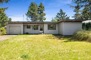 324 Mizzen Ave NW, Ocean Shores, WA 98569 - Photo 1