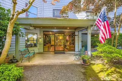 7930 SE 34th Street #209, Mercer Island, WA 98040 - Photo 1