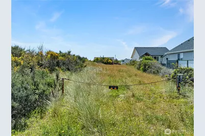 417 N Portal Loop SW, Ocean Shores, WA 98569 - Photo 1