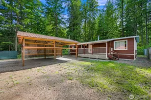 8283 Golden Valley Blvd, Maple Falls, WA 98266 - Photo 1