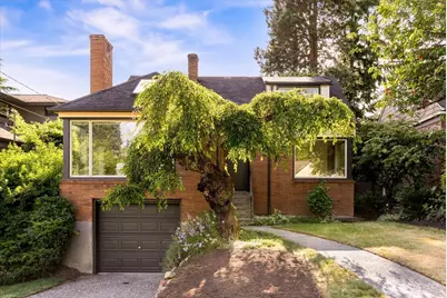 6521 44th Avenue NE, Seattle, WA 98115 - Photo 1